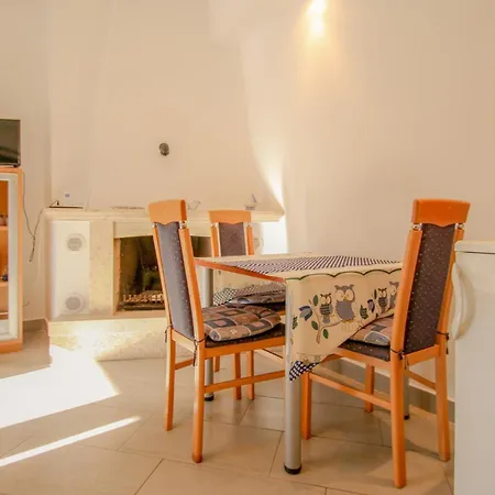 Adila A2 Apartment