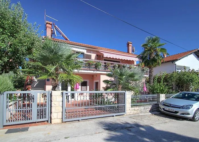 Adila A2 Novigrad Istria