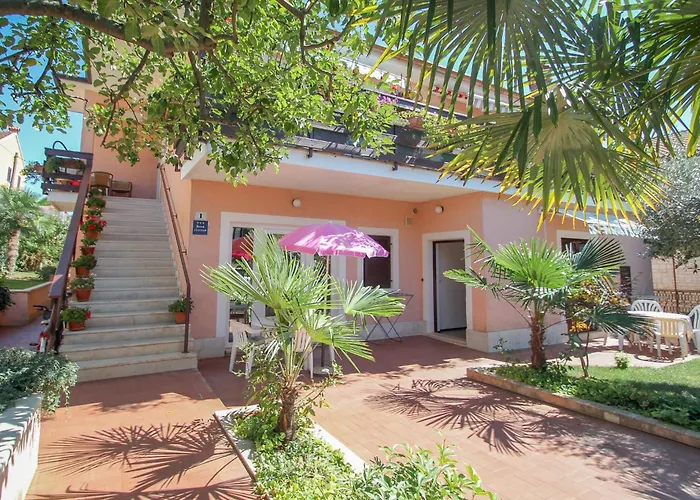 아파트 Adila A2 *